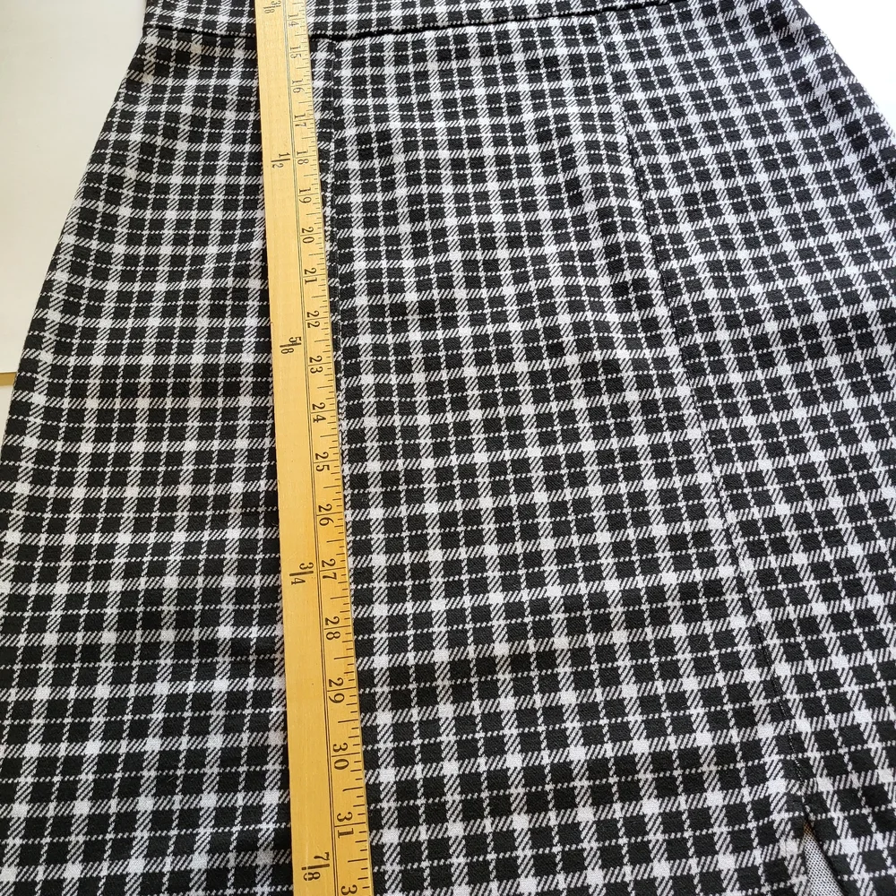Wonder Nation Black and White Sleeveless Mock Neck Dress - Picture 5 of 8